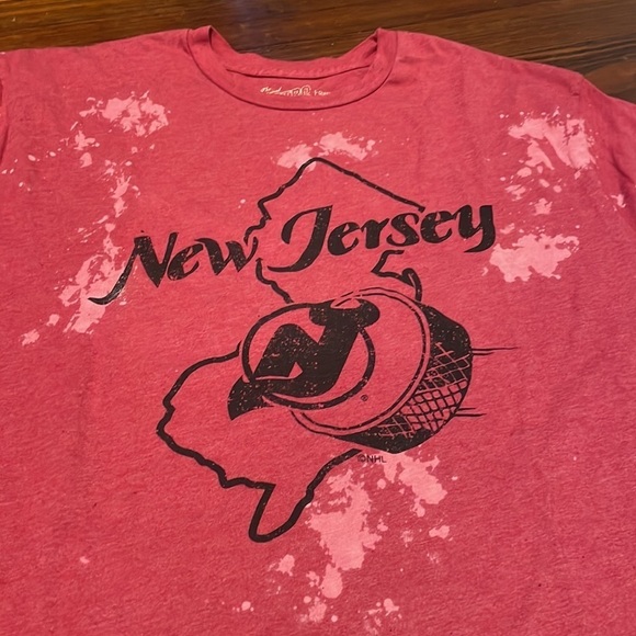 NWT Retro Brand Men’s Red New Jersey Devils Shirt Size S - Picture 3 of 8